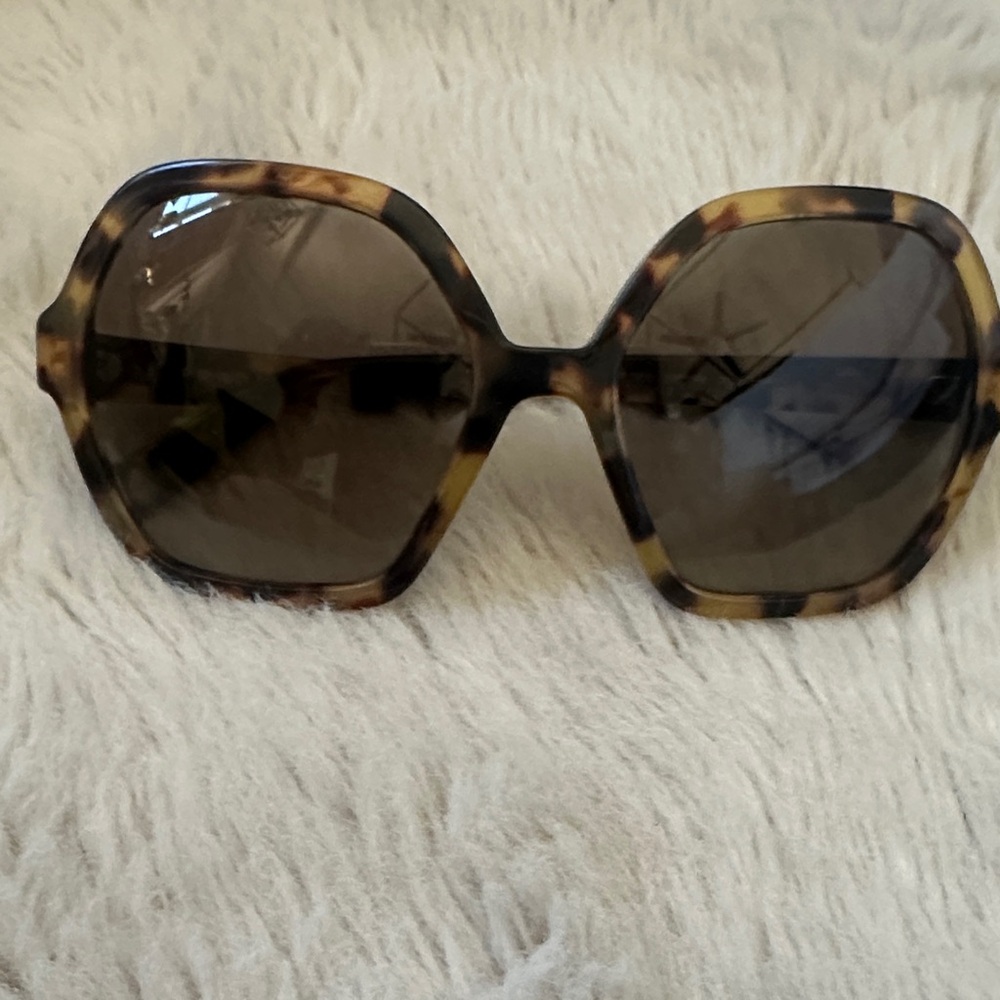 NWOT Prada Tortoise Shell Sunglasses